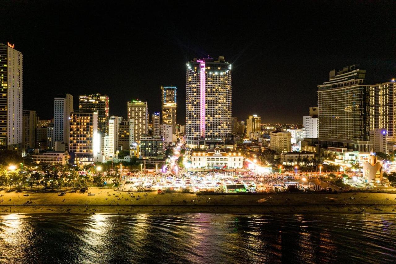 Homie Panorama Beachfront Residences נה טראנג מראה חיצוני תמונה